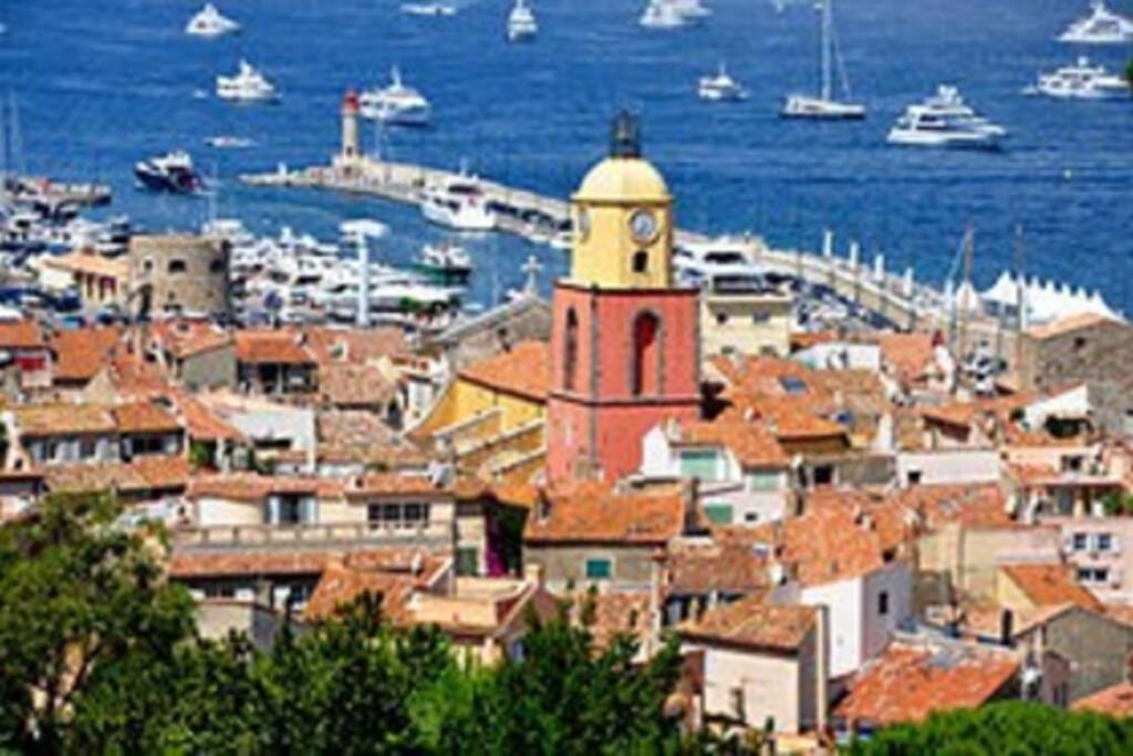Un Nid D'Amour En Provence A Deux Pas De La Mer Cogolin Exterior photo